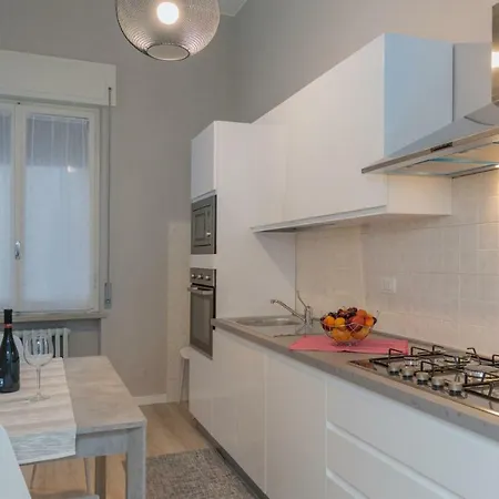 Romantic House 369 Apartment *